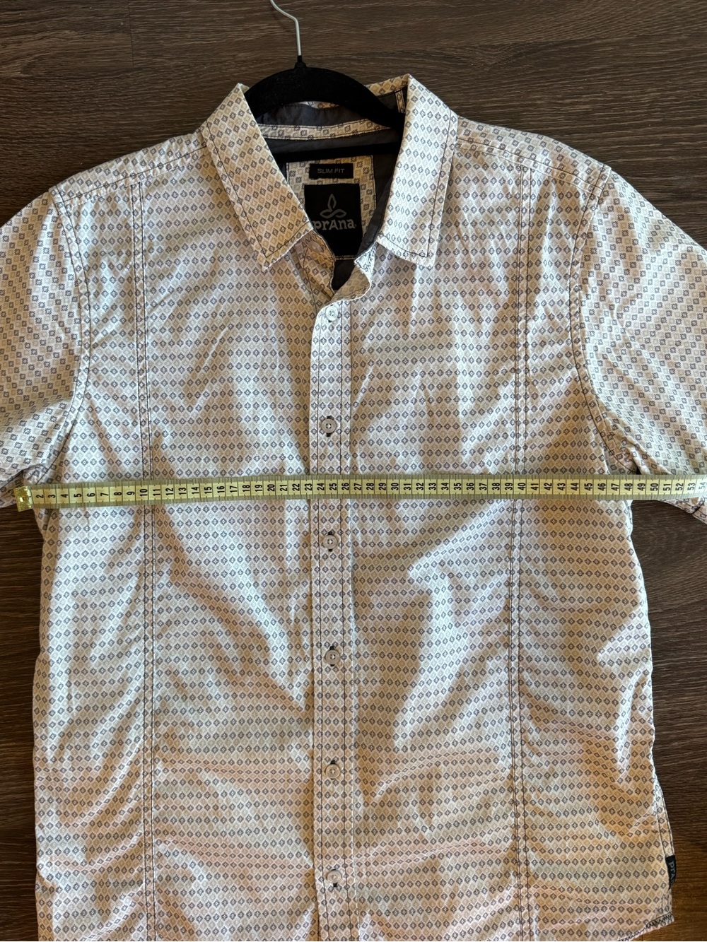 Prana Men’s White Short Sleeve Geo Print Button-Down Shirt - Picture 6 of 8